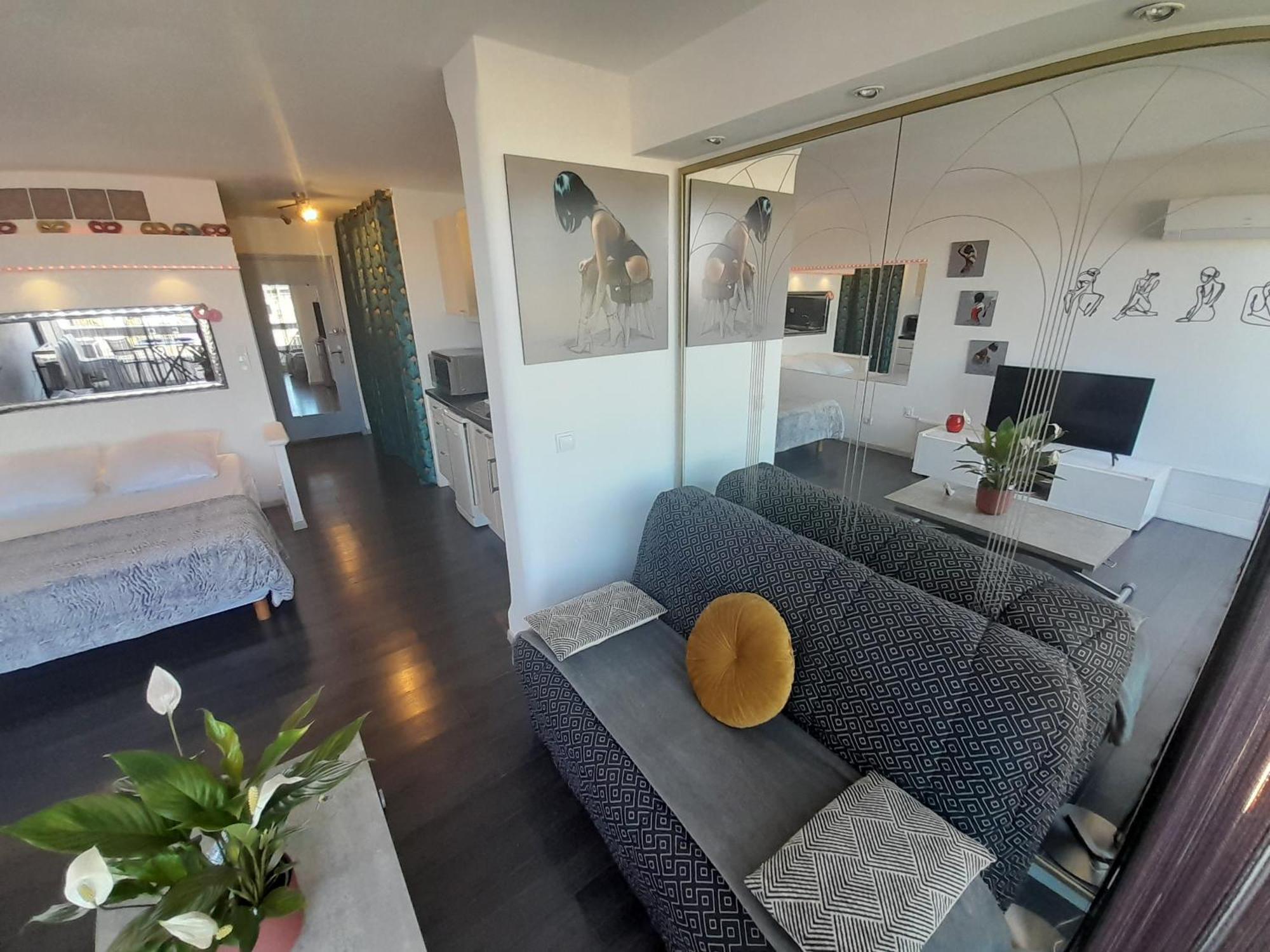 Studio Village Naturiste Resille 아그 외부 사진