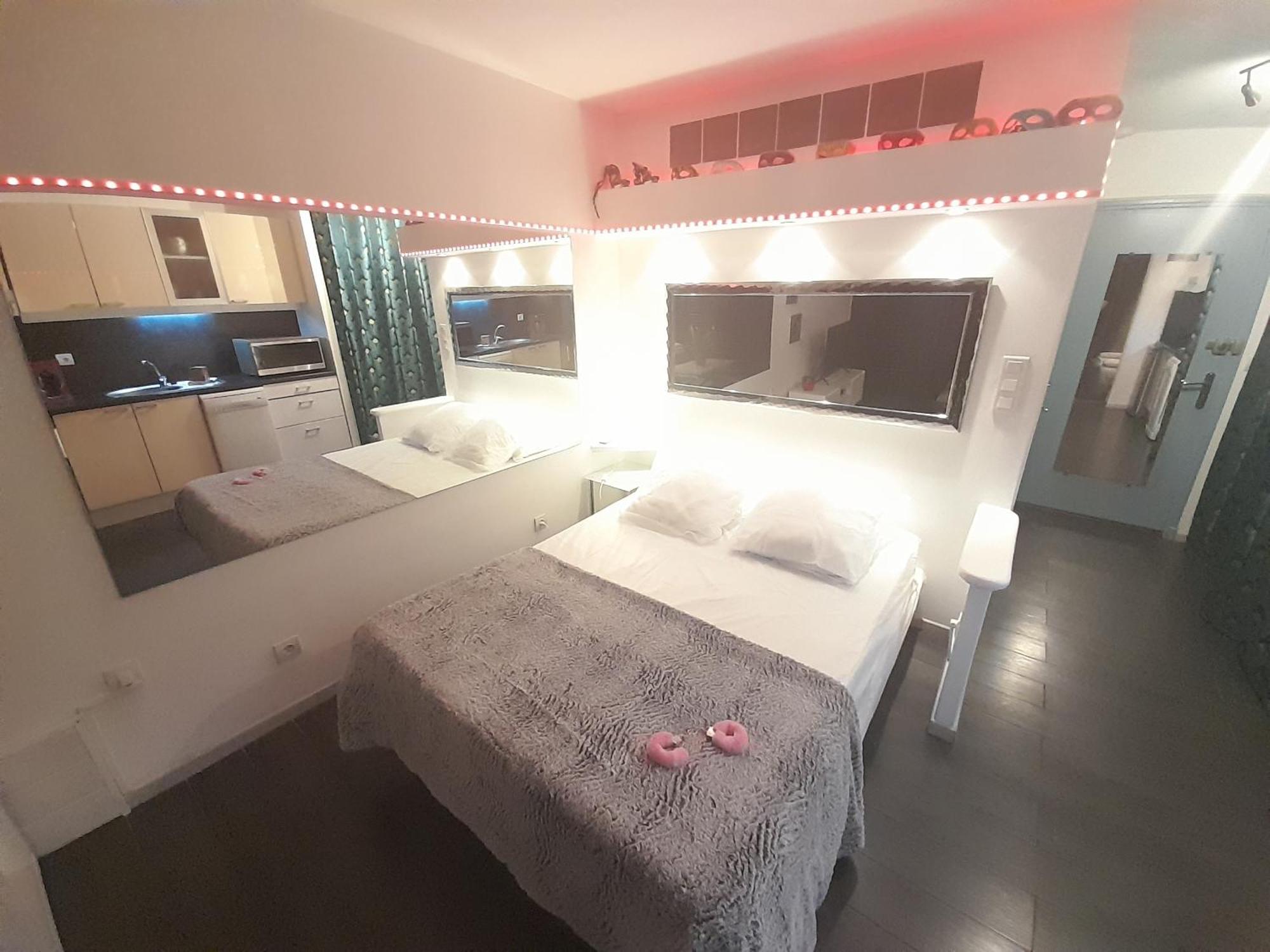 Studio Village Naturiste Resille 아그 외부 사진